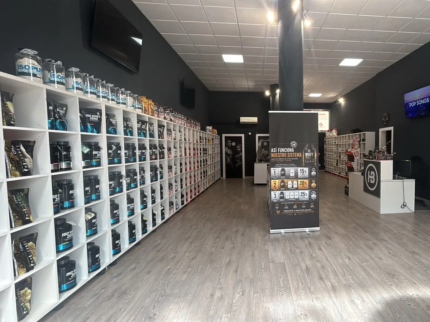 Pasillo de proteínas de la tienda de Inca