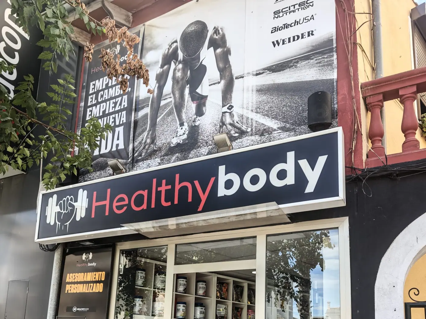 Fachada de la tienda Healthy Body Nutrition en Manacor